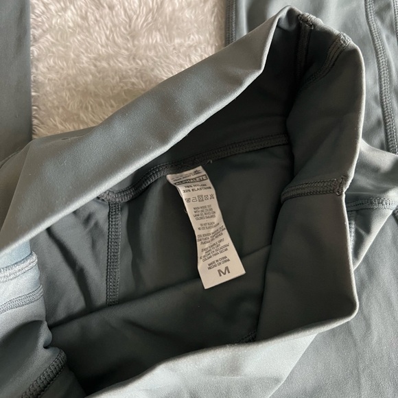 Alphalete pulse leggings - Picture 5 of 6